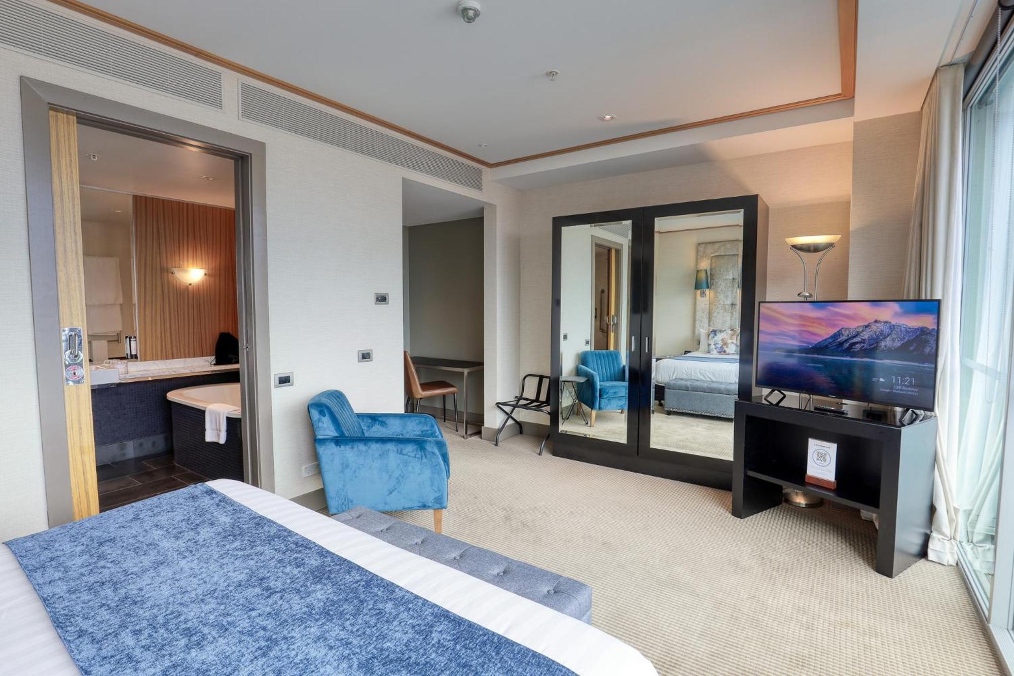 Marsden Viaduct 5* Auckland